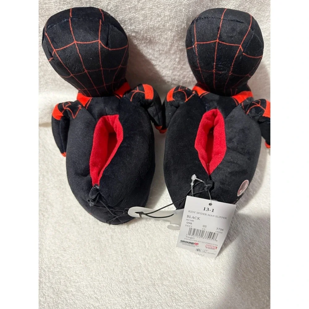Marvel Miles Morales Spider-Man Kids Plush Slippers Black Red Size 13-1 NWT